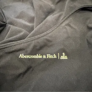 Abercrombie Long-Sleeve Slinky Jersey Asymmetrical Ruched Top - Black thumbnail 9