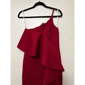 Lavish Alice Burgundy Red One Shoulder Ruffle‎ Midi Dress US 6 NEW thumbnail 3