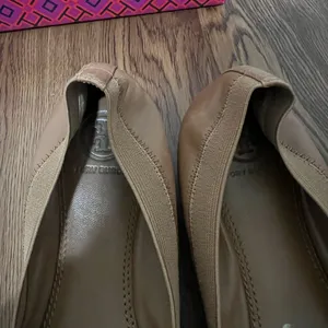 Tory Burch Royal Tan Nappa Leather Jolie Ballet Flat Size 7 US thumbnail 6
