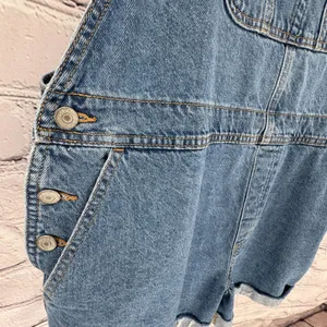 Old Navy Overall Shorts Women's XL Blue Denim Shortalls Cuffed Classic thumbnail 6