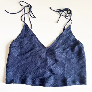 Victoria's Secret Womens Navy Zebra Jacquard Tie Shoulder Satin Cami Top Size S thumbnail 1