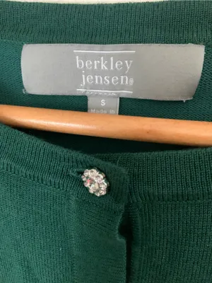 Berkley Jensen Green Rhinestone Button thumbnail 2