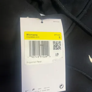 New with tags black Nike hoodie thumbnail 2