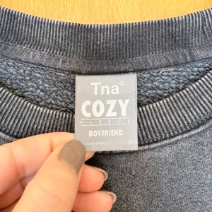 Tna Cozy Fleece Boyfriend Sweatshirt Women Small‎ Charcoal Grey Crew Neck 90868 thumbnail 3