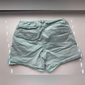 American Eagle Mid Stretch Teal Women’s Shorts size 0 thumbnail 2