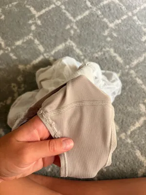 Lululemon Hotty Hot Shorts 2.5" thumbnail 4
