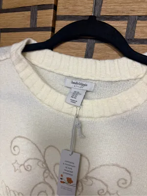 Haute hippie cream swan sweater size XS thumbnail 5