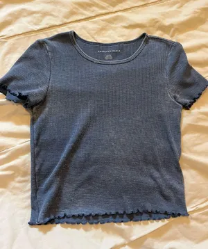 American Eagle Baby Tee thumbnail 1