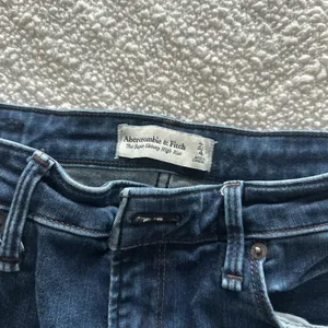 Abercrombie Super Skinny High-Rise thumbnail 3
