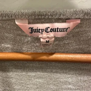 Juicy Couture beige long sleeve size medium thumbnail 3