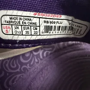 Reebok Easytone Women's Sz 5 Flip Flops White Purple Sandals Shoes Exercise‎ Gym thumbnail 4