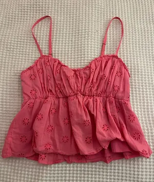 Hollister Top  thumbnail 1