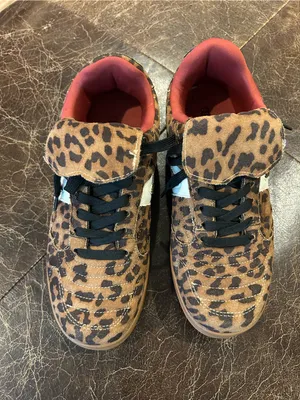 Cushionare Astro Retro SneakerLeopard Print Oversized Fold-over Skate Tongue thumbnail 2