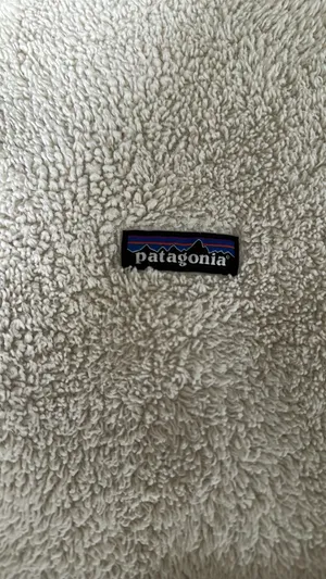 Patagonia Off-White Fleece Pullover thumbnail 2