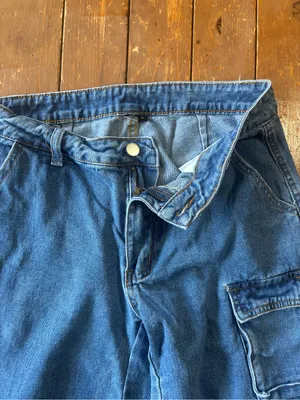 SHEIN SXY Flap Pocket Side Cargo Jeans thumbnail 9