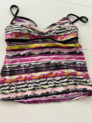 Nike women’s tankini swimsuit size 6 thumbnail 2