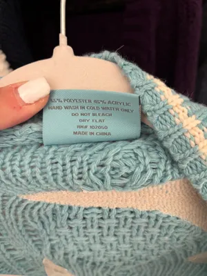 Taylor Swift Authentic 1989 Cardigan thumbnail 6