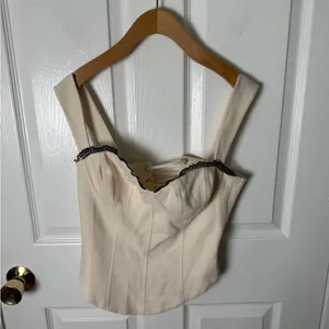 Reformation Alisa Top 0 thumbnail 2