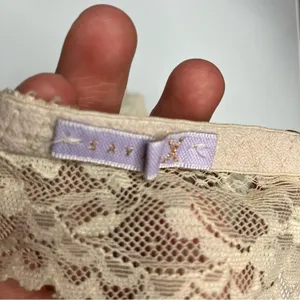 Savage x Fenty lace‎ bralette cream thumbnail 3
