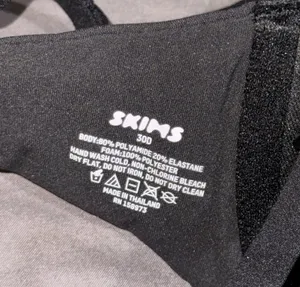 SKIMS Fits Everybody Push-Up Demi bra thumbnail 4
