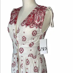 NWT ZARA Printed Embroidered Tunic Dress Bloggers Fav thumbnail 10
