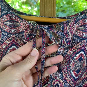 Banana Republic Women's Purple Printed Boho Pleated Top Size L thumbnail 5