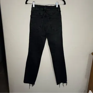 Good American‎ Good Classic Straight Step Hem High-Rise Washed Black Denim Jeans thumbnail 7