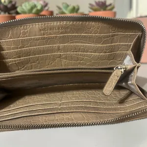 Michael Kors Wallet Womens OS Tan Croc Embossed Leather Zip Around Jet‎ Set thumbnail 9