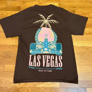 Alpha Collective Women’s Large Brown Cotton Las Vegas Racing Club Graphic Top thumbnail 5