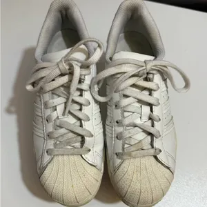 Adidas Superstar white sneakers, size 5 thumbnail 3