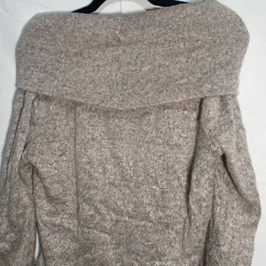 DKNY Over Shoulder Sweater Fall size‎ medium cozy comfort minimalist thumbnail 7