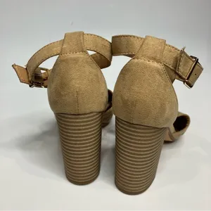 Express laser‎ cut heels size 6 thumbnail 4