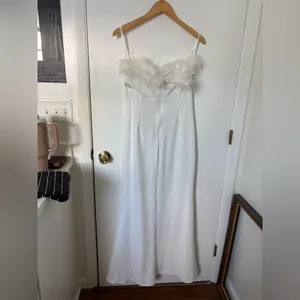 Lulus Extraordinary Glam White Feather Strapless Mermaid Maxi Dress size Medium thumbnail 5