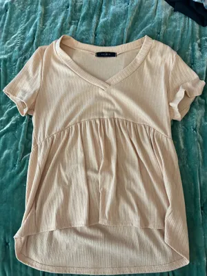 2 Saints Pink Blouse Size M thumbnail 1