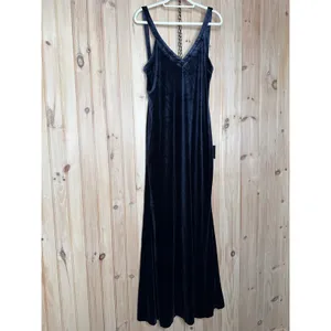 NWT Lulus Perfectly Classy Navy Blue Velvet Strappy Maxi Dress Bridesmaid Sz XL thumbnail 2