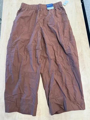 NWT! Old Navy Mid-Rise Cropped Barrel-Leg Utility Pants thumbnail 8