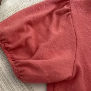 Zara Women’s Peach/Pink Short-sleeve Sweater thumbnail 3