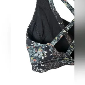 Lululemon‎ Free To Be Serene Bra Women’s Size 4 Black Floral Strappy Sports Bra thumbnail 6