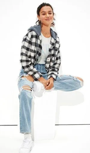 American Eagle Cropped Flannel thumbnail 1