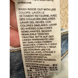 NWT Levi's High Waisted Mom Jeans Distressed Light Wash W29 L29 Grunge Y2K thumbnail 11