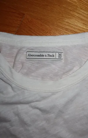 Abercrombie & Fitch White Top thumbnail 3