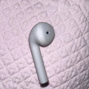 Tzumi Electric Candy Blush Soundmates Wireless Earbuds thumbnail 4