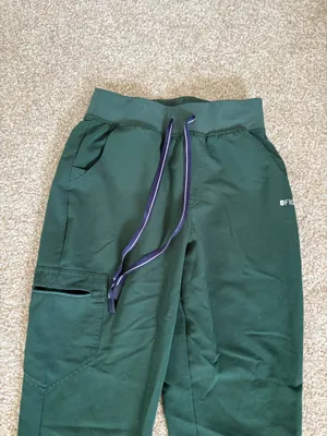 FIGS Jogger Scrub Pants High-Waisted thumbnail 2