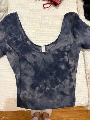 Lululemon tie-dye blue & gray crop top thumbnail 1