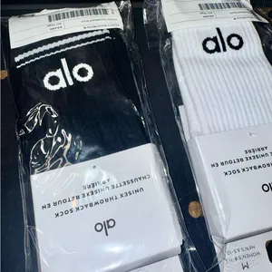 ALO Yoga - Unisex Throwback Crew Socks in White w/Black Logo thumbnail 5