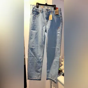 NWT Levi’s LOW PRO WOMEN'S JEANS thumbnail 6
