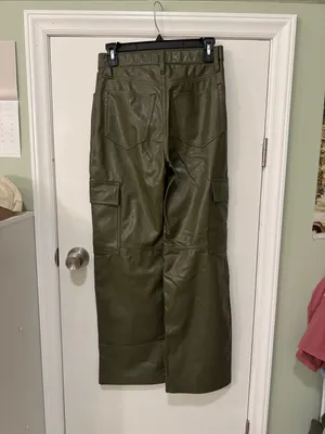 Abercrombie Vegan Leather 90s Relaxed Cargo Pants thumbnail 9
