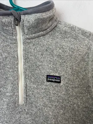 Patagonia Women’s Light Gray Quarter-Zip Fleece Pullover Sz Medium 💚 thumbnail 2