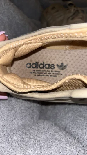 Men’s Adidas Sneakers 10 thumbnail 4