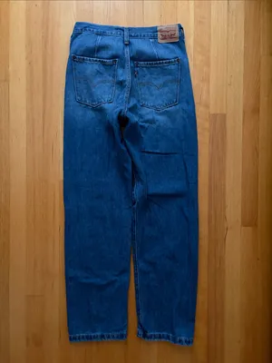 Women's Levi's '94 Baggy Jeans Size 28 thumbnail 2
